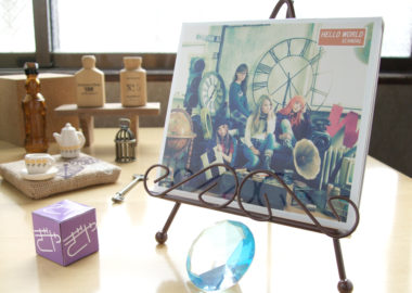 SCANDAL『HELLO-WORLD』のイメージ
